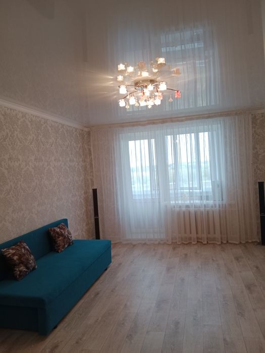 Продам 3- ком.квартиру .