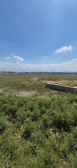 участок 6 соток.