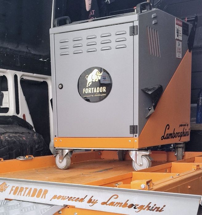 Fortador Powered by Lamborghini (generator abur cu injectie extractie cu abur)