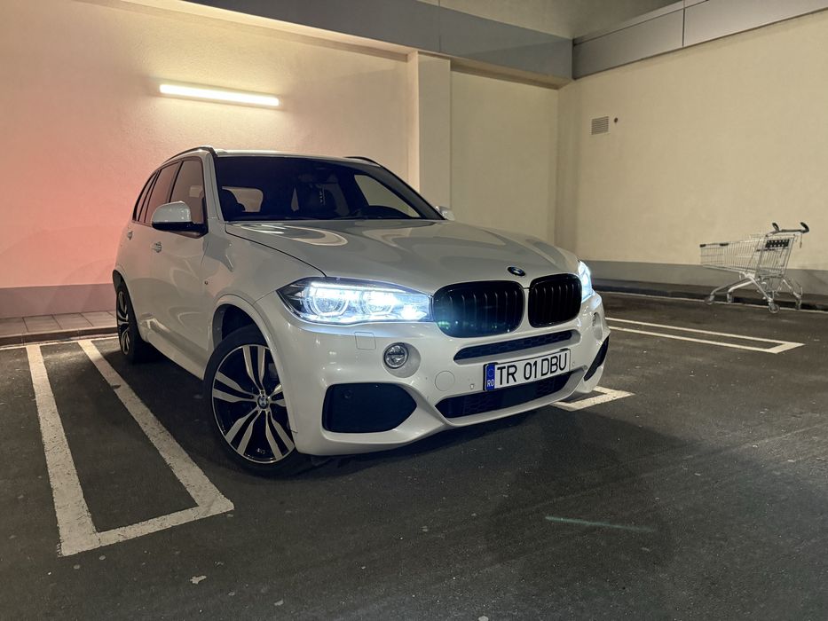 Bmw x5 F15 full.