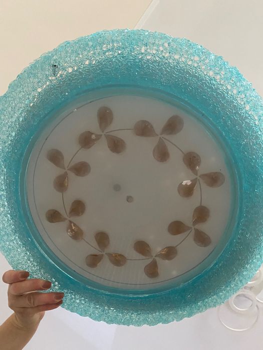 Продам люстру в гостиную