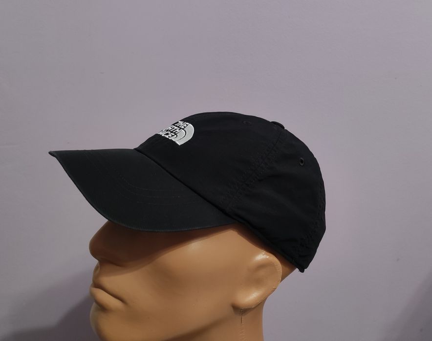 The North Face S size шапка с козирка