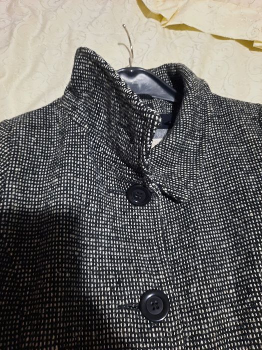 Почти нови палта