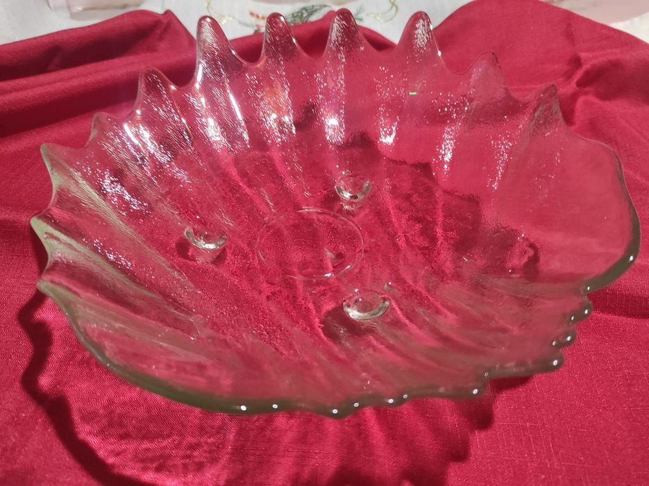 Стъклени купи фруктиери