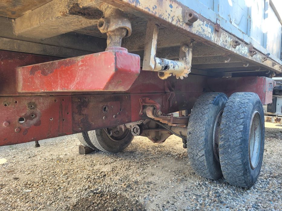 Sasiu remorca basculabila pe 3 laturi