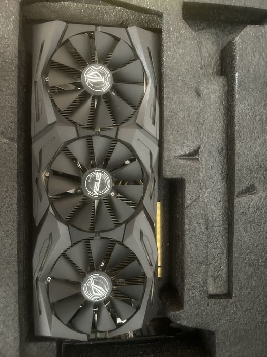 Placa video ASUS ROG STRIX RTX 2070 gaming