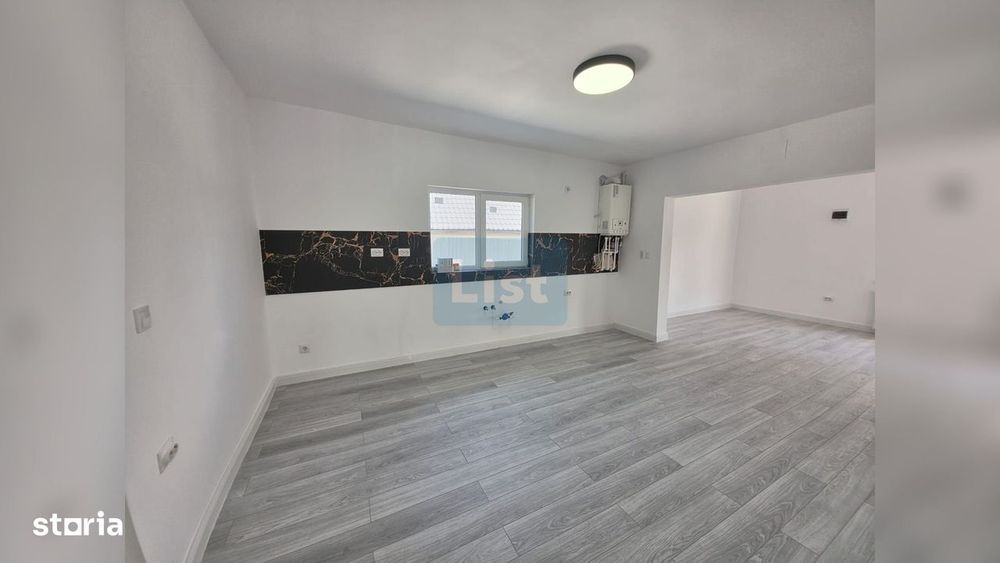 Casa de vanzare 75 mp pe un singur nivel Subcetate