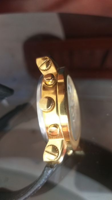 Vand ceas mecanism automatic