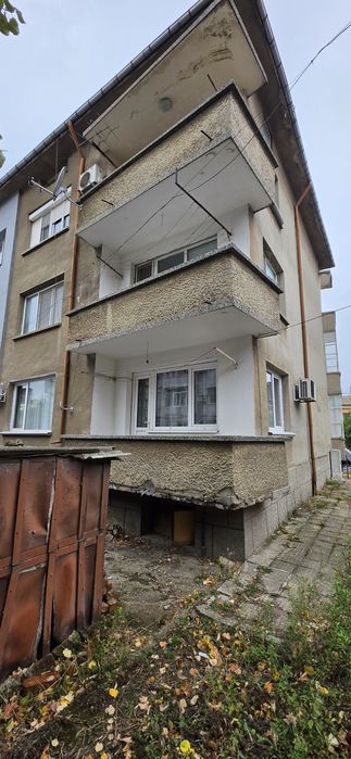 Тристаен апартамент