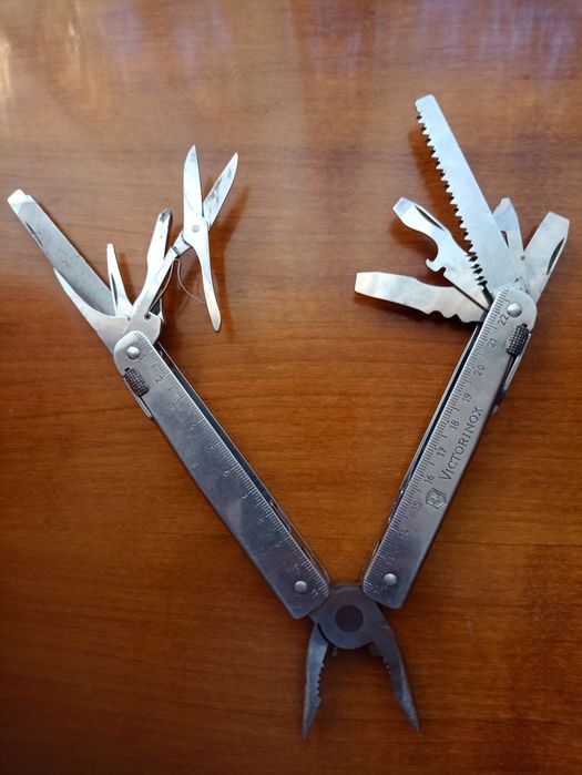 Briceag Victorinox Multitool