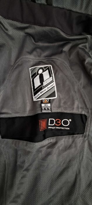 ICON D30 мото яке