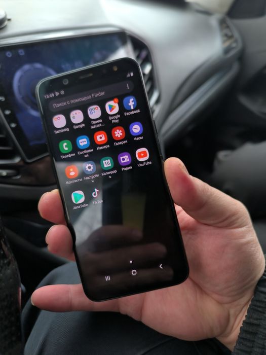 Продам Samsung A6