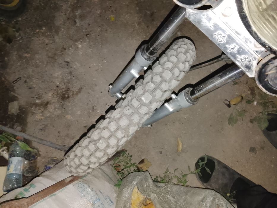 Продам мото покрышку