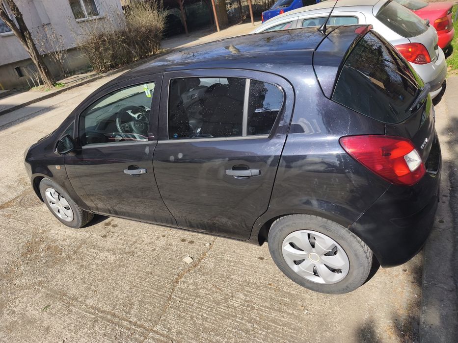 Opel CORSA 1.2 benzina