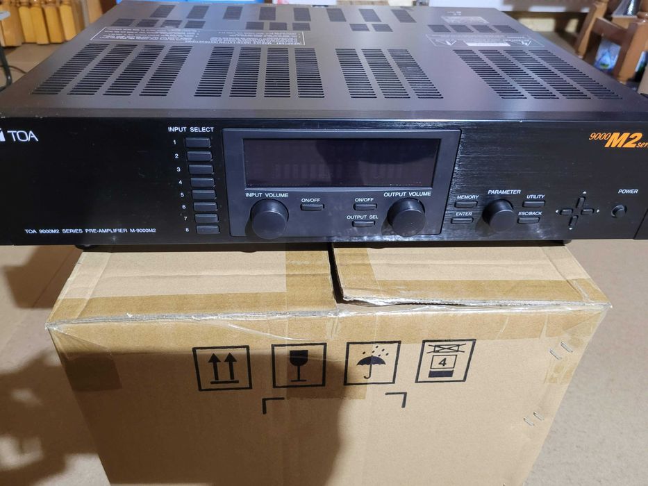 Amplificator profesional TOA M-9000M2 cu MIXER matricial modular