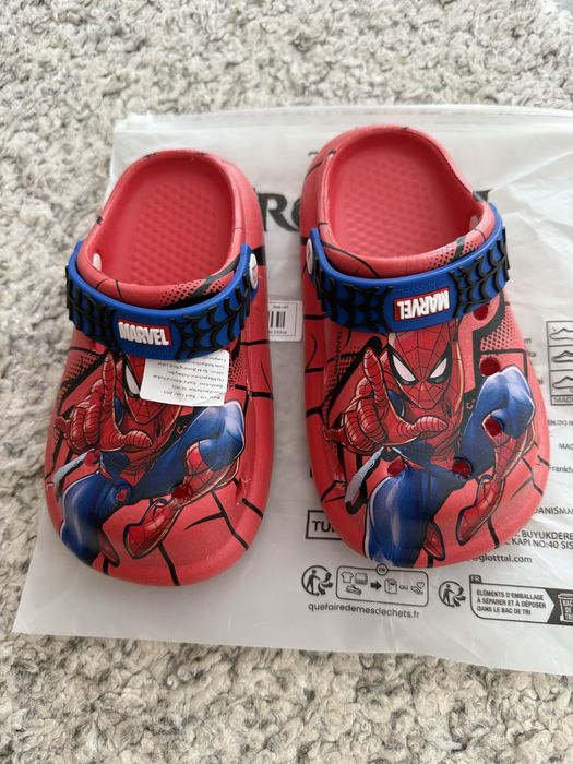 Обувки тип кроксове 26 номер