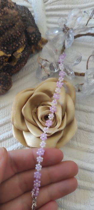 Ръчно изработени гривни от стъклени мъниста