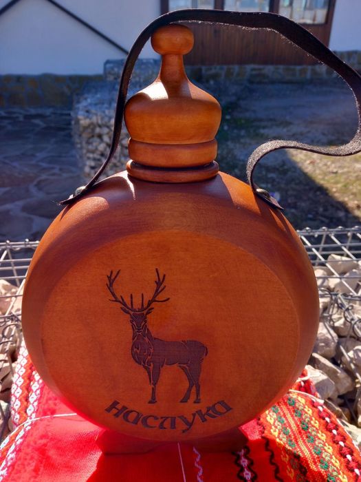 Дървена  Бъклица  1 литър гравирана