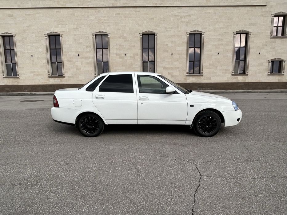 Lada Priora 2013