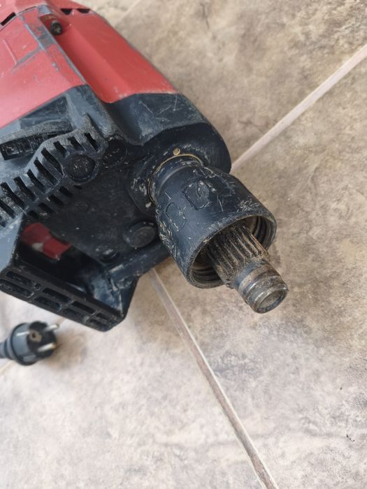 Hilti DD 250 + Hitli DD - HD 30 - Диамантено пробивна машина + статив