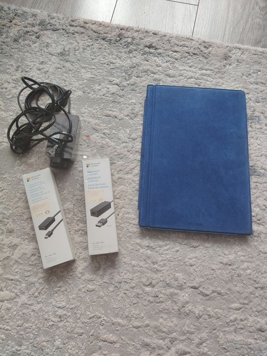 Microsoft Surface Pro 4  + accesorii