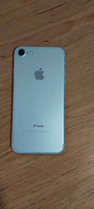 Продаю айфон 7 спейс грей