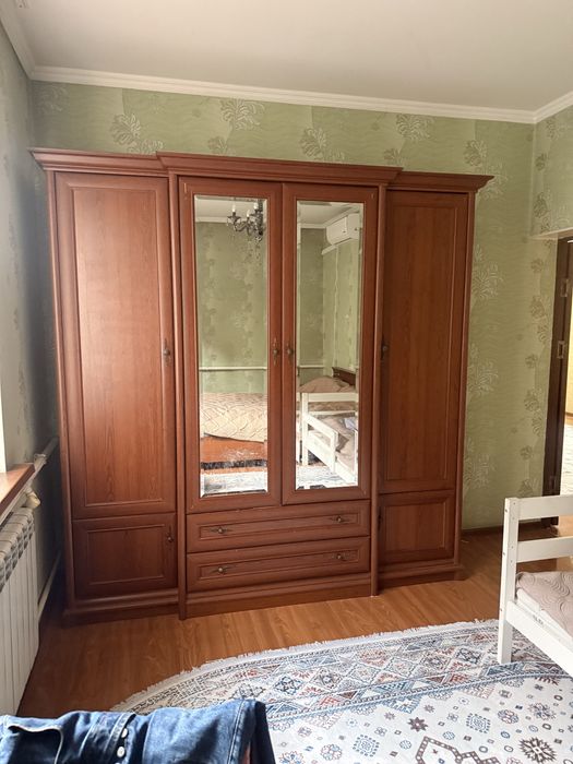 Спальный гарнитур