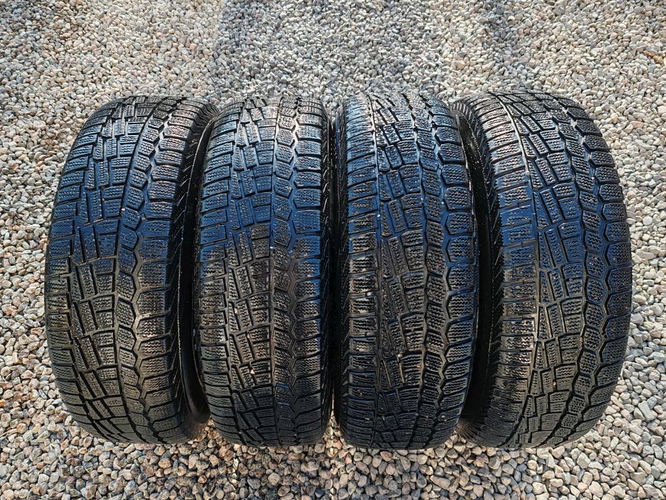 Продам срочно резину с дисками