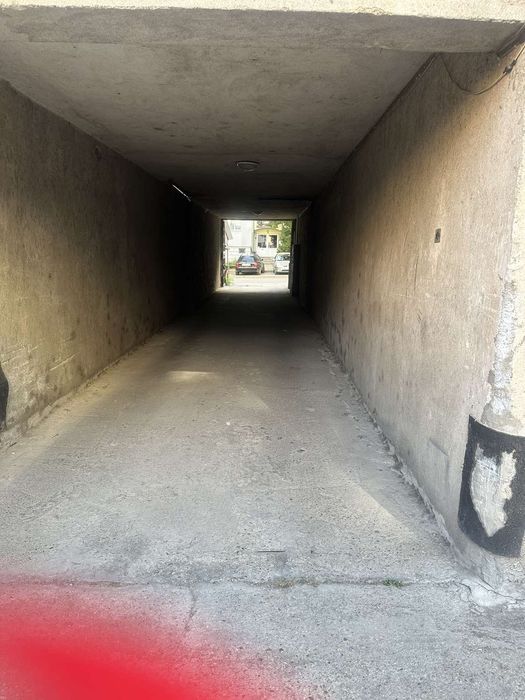 Дава се под наем Гараж / Паркомясто в Стара Загора, Център - 15 кв.м за 51 € - Снимка #1