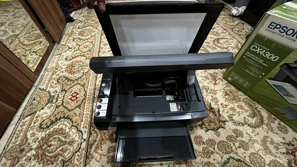 Продам принтер EPSON