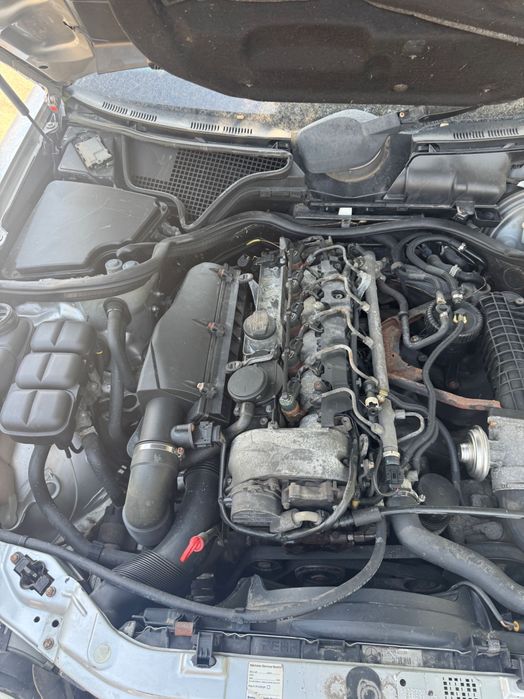 Mercedes Benz E270
