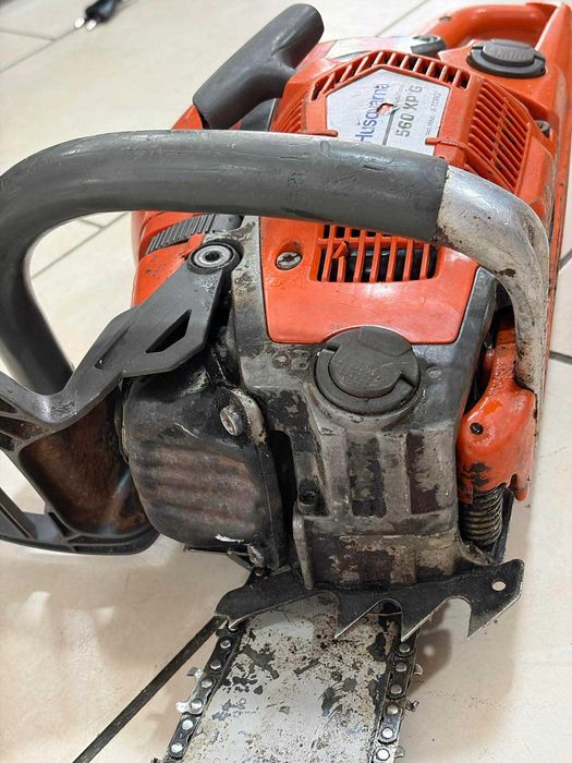 резачка HUSQVARNA 560 XP®