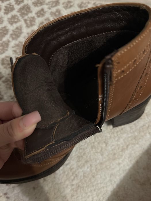 Демисезонные полусапожки