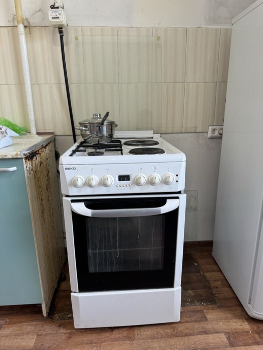 Продам газ плита , Beko