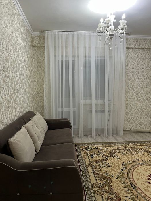 Диван в хорошем состоянии