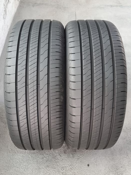 215/45/16 Goodyear 2Броя: 140лв 7.7мм