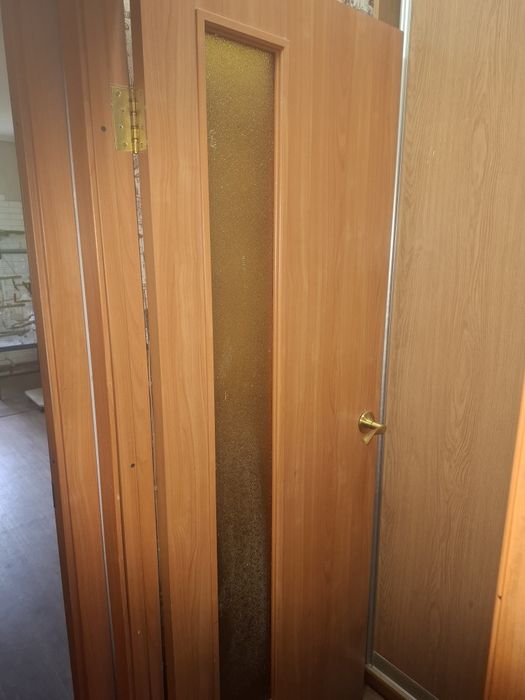 Продам двери межкомнатные