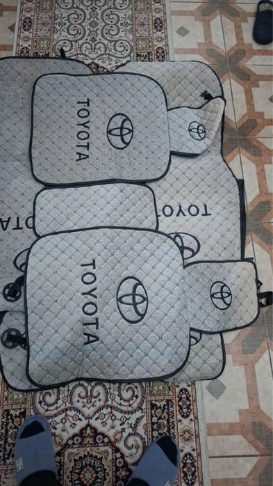 Универсальные чехлы на авто