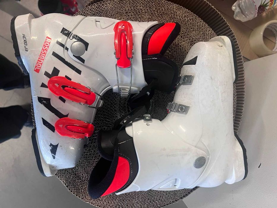 Детски ски обувки Rossignol HERO J3 215  255 mm