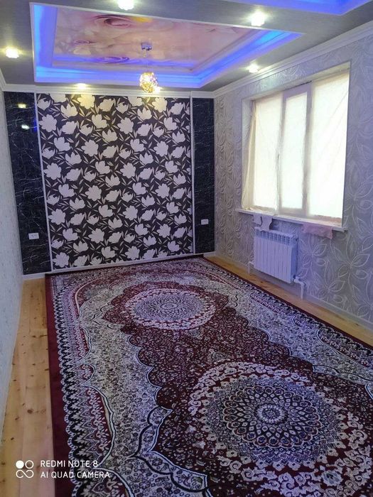 Квартира сотилади. Буюмлари билан сотилади. Нахт пулга келишамиз.