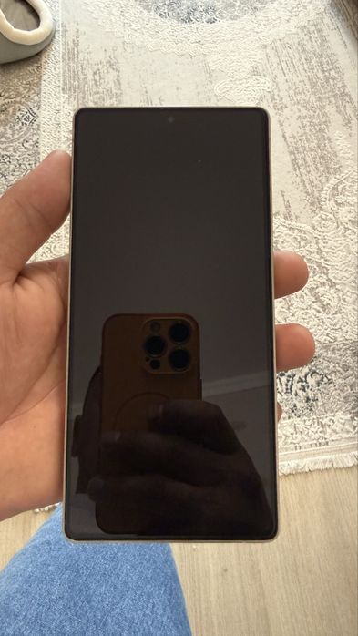 Продам Samsung S25 ultra