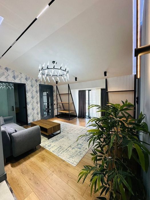 Новостройка 2/8/8  Чиланзар 17 срочно