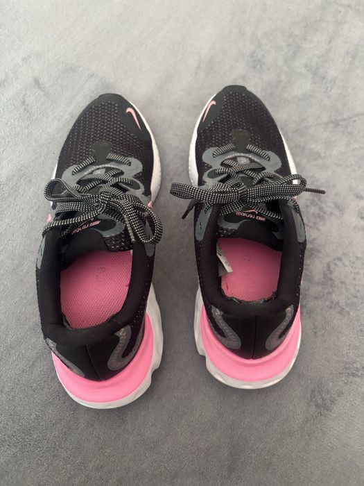 Маратонки Nike летни