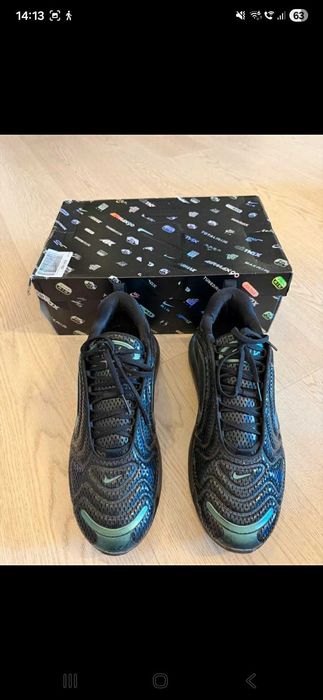 Nike Air Max 720 Throwback Future