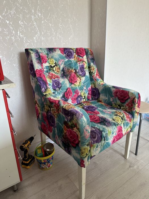 Кресло продается