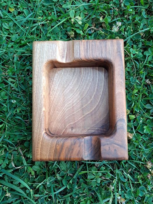 Дървен пепелник за пури