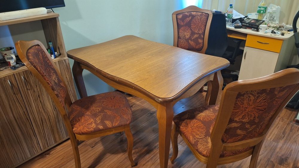 Разтегателна маса,масив.