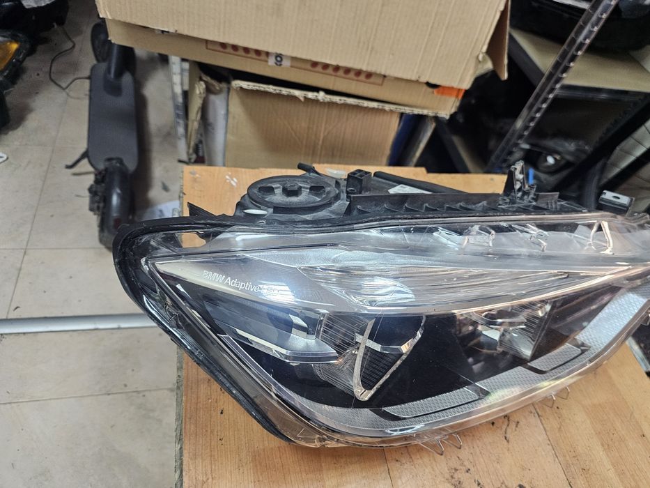 Десен фар фарове BMW F30 Adaptive LED desen far farove бмв ф30 лед