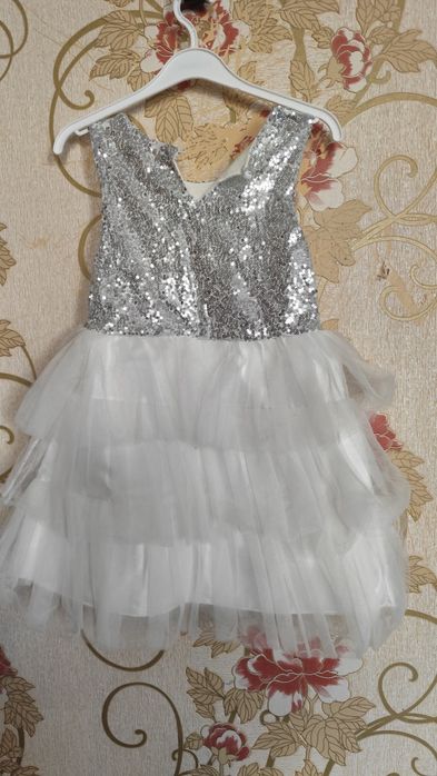 Продам платье для малышки