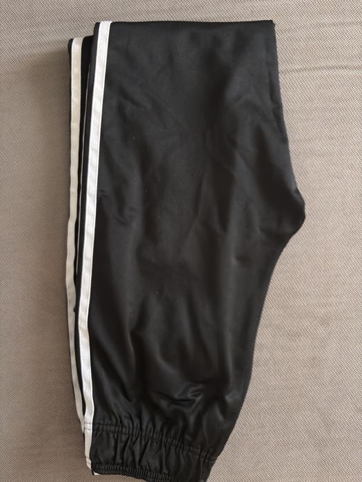 Pantaloni Adidas SST